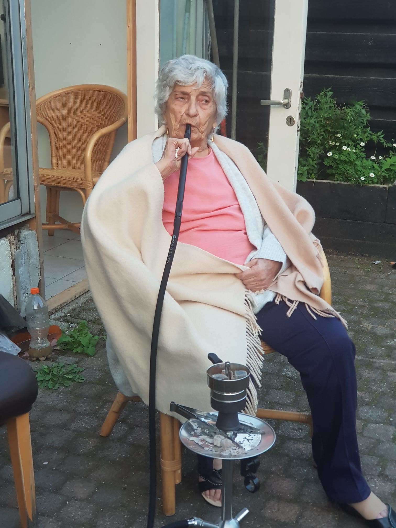 Rachel enjoying old habits.